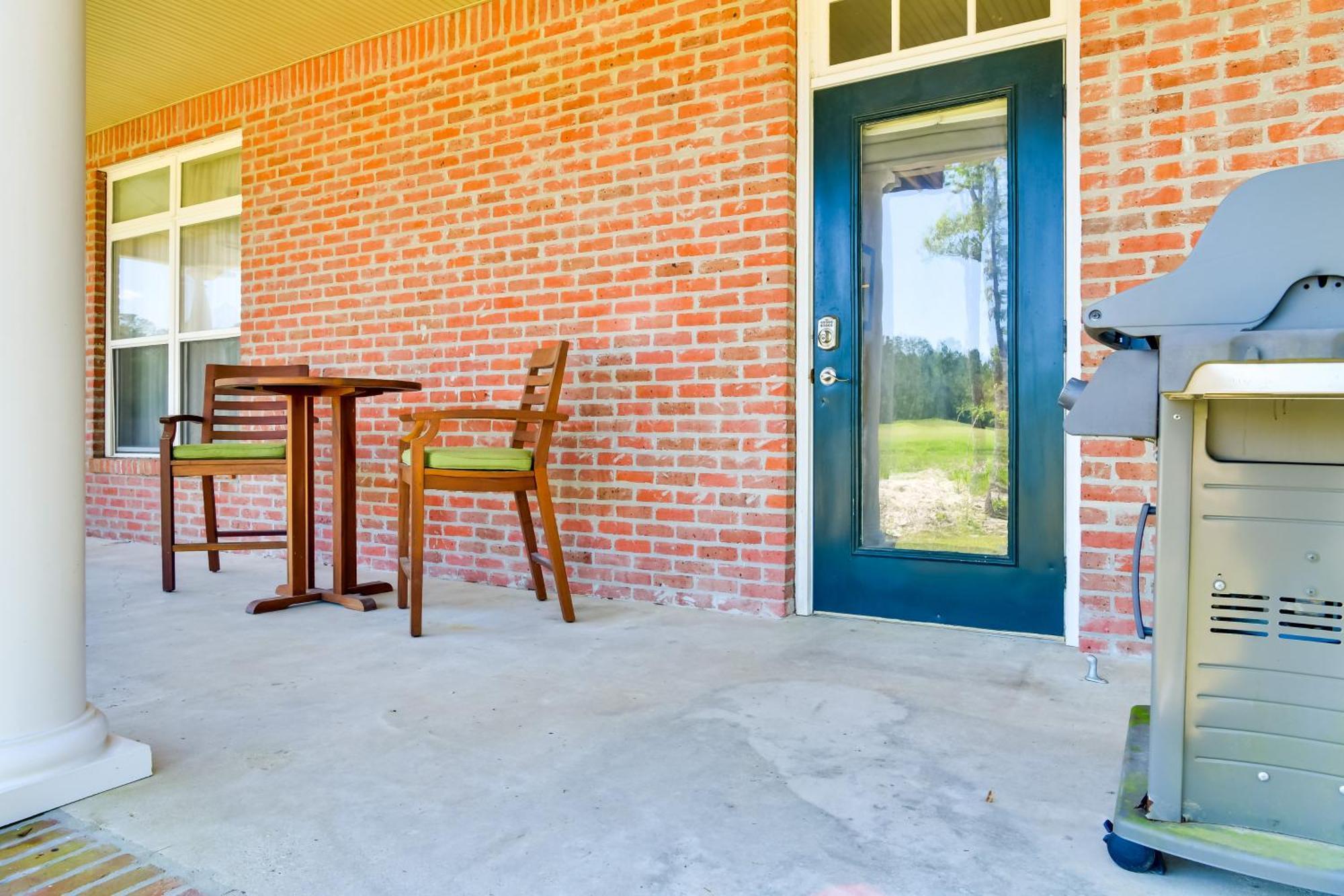 Spacious Springfield Home With Golf Course View! Eksteriør billede