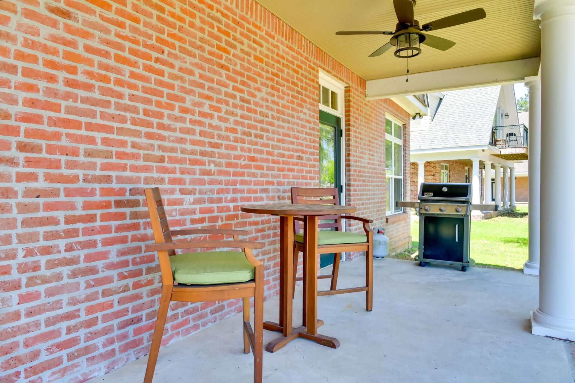 Spacious Springfield Home With Golf Course View! Eksteriør billede